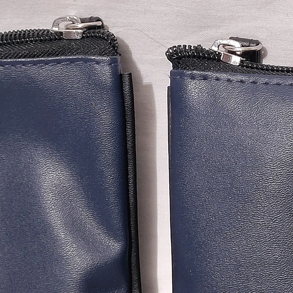 TUMI for Delta Navy Blue Faux Leather Travel Amenity Pouch Set of 2 Zippered